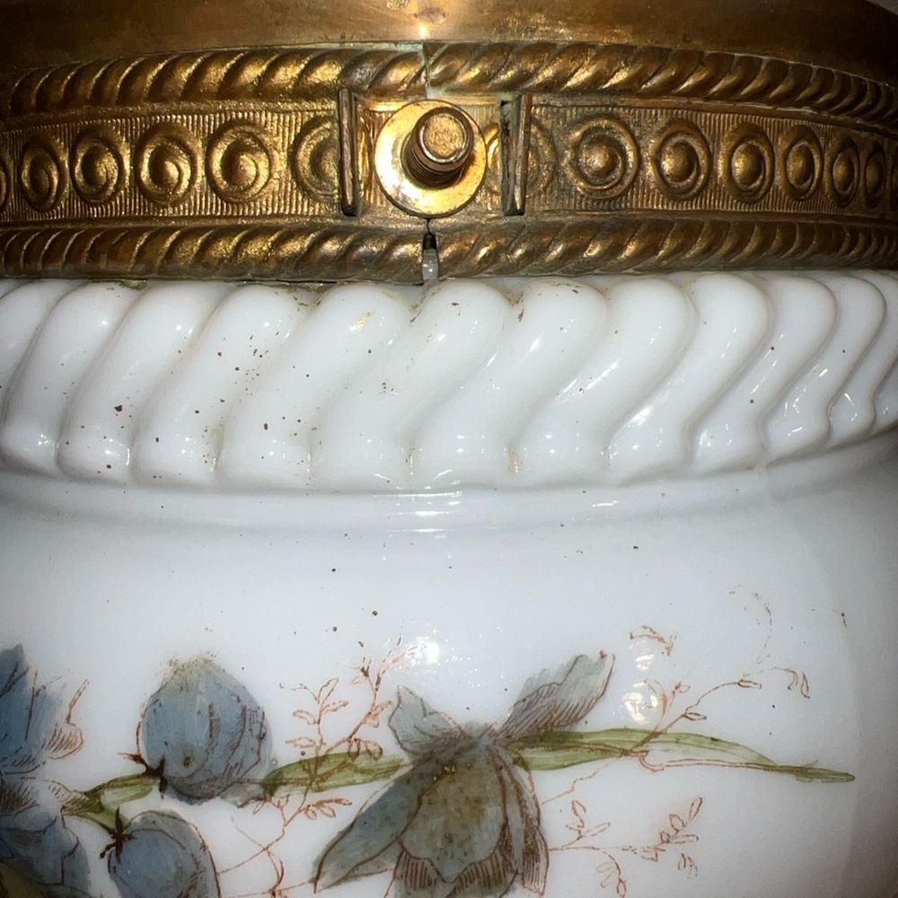 ANTIQUE HP GLASS DROP IN FONT HOLDER FOR VICT. HANGING LIBRARY OIL LAMP - Picture 2 of 12